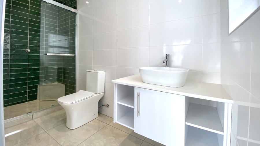 3 Bedroom Property for Sale in Golden Mile Western Cape